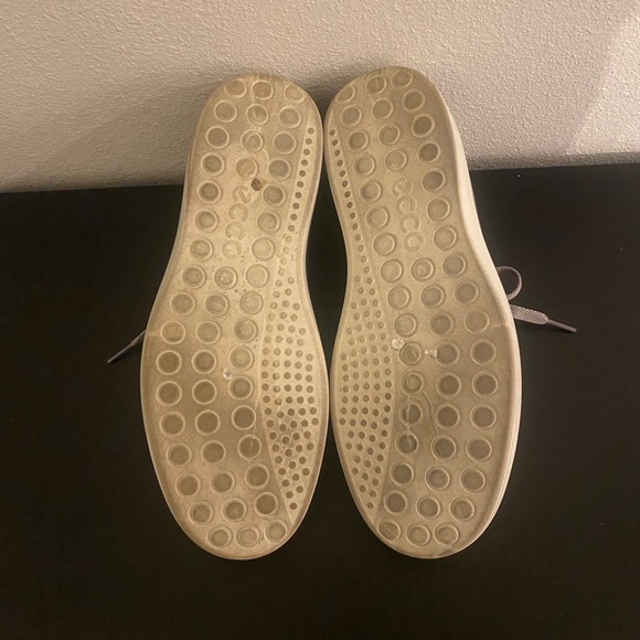 Ecco Gray Suede Sz 42 Sneaker - Picture 9 of 9